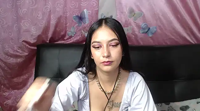 Annerainhoot online show from 01.08.25