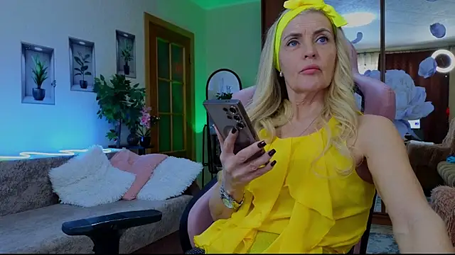 amelia blondy online show from 02.05.25