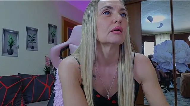 amelia blondy online show from 02.24.25