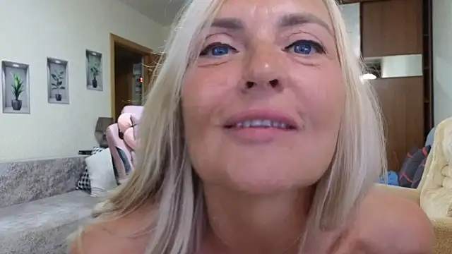 amelia blondy online show from 10.01.25