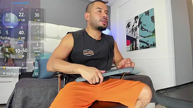 Snapshot of THIAGOXBIG chatting on 01.31.25 THIAGOXBIG online show from 01.31.25