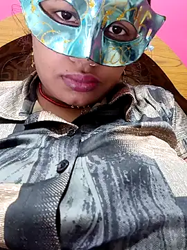 Snapshot of sexychutxxx7 chatting on 12.21.24 sexychutxxx7 online show from 12.21.24
