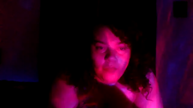 lolabun247 online show from 09.23.25