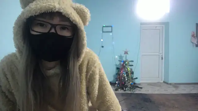 elllaaxx online show from 01.26.25
