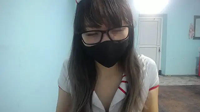 elllaaxx online show from 11.09.25