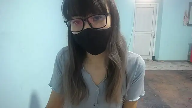 elllaaxx online show from 11.12.25