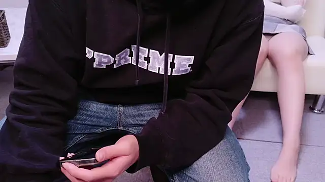 Snapshot of Musabetsu-Ikaseya chatting on 03.18.25 Musabetsu-Ikaseya online show from 03.18.25