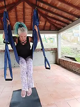 freyadevil333 online show from 04.03.26