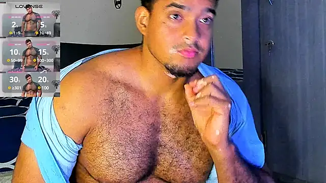 Snapshot of Big_furry_bear13 chatting on 02.27.25 Big furry bear13 online show from 02.27.25