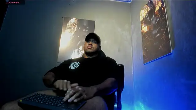 Big furry bear13 online show from 10.03.25