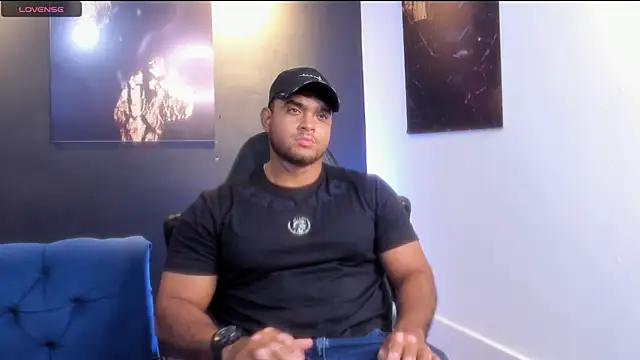 Big furry bear13 online show from 11.11.25