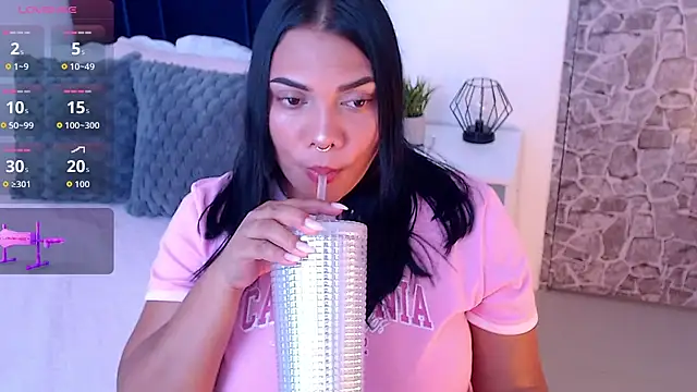 angela santana  online show from 10.14.25