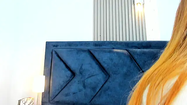 MollyCruz online show from 01.14.25
