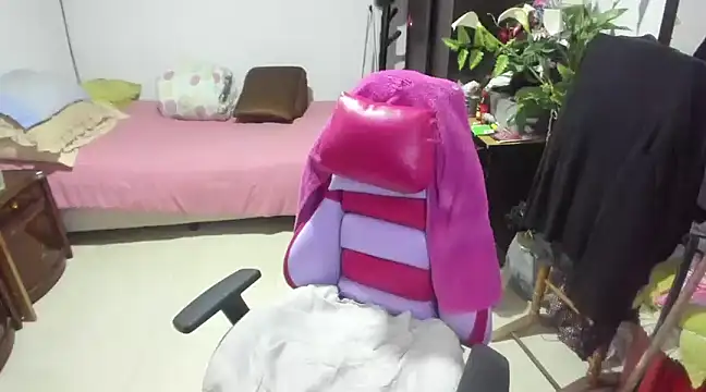 Mrs mommy  online show from 01.14.25