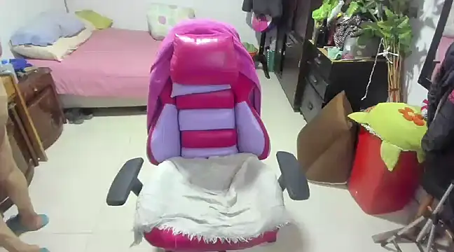 Mrs mommy  online show from 01.17.25