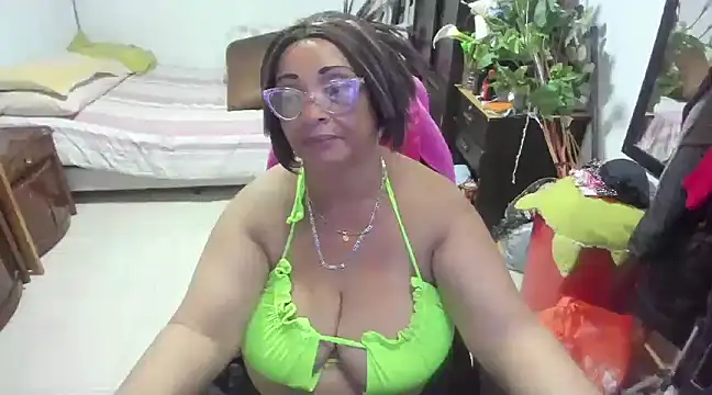 Mrs mommy  online show from 01.21.25