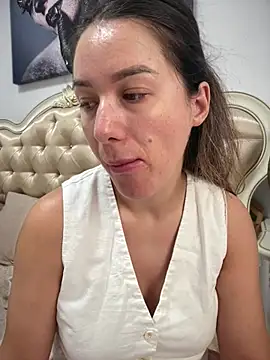Snapshot of HotXMom chatting on 06.17.26 HotXMom online show from 06.17.26