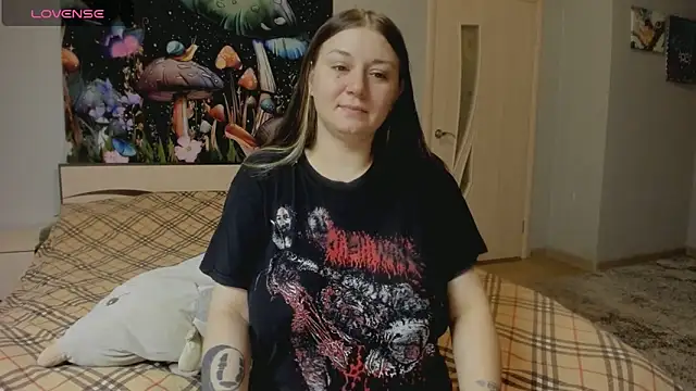 AlisaBacker online show from 10.17.25