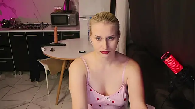 Snapshot of MertyXX chatting on 02.06.26 MertyXX online show from 02.06.26