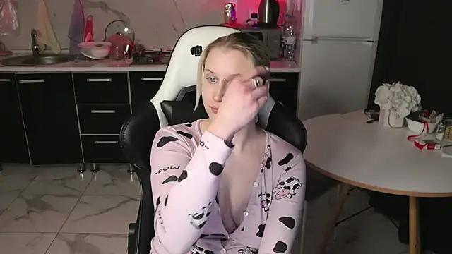 MertyXX online show from 05.03.26
