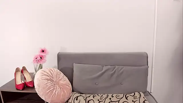 KendalNew online show from 12.22.25