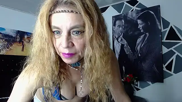 Snapshot of Kyza_Ryan chatting on 09.27.25 Kyza Ryan online show from 09.27.25