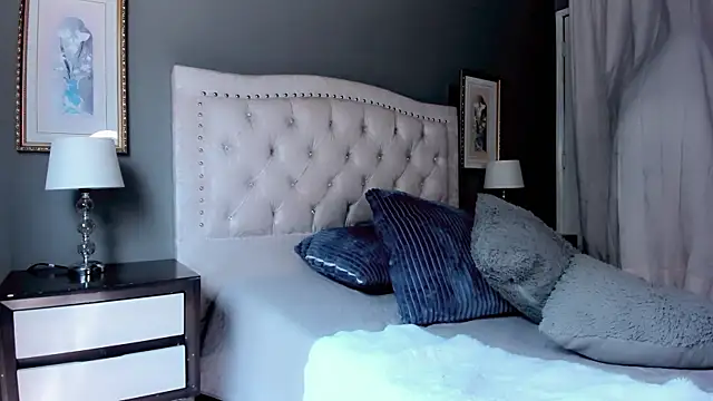 Ezraa1 online show from 01.11.25