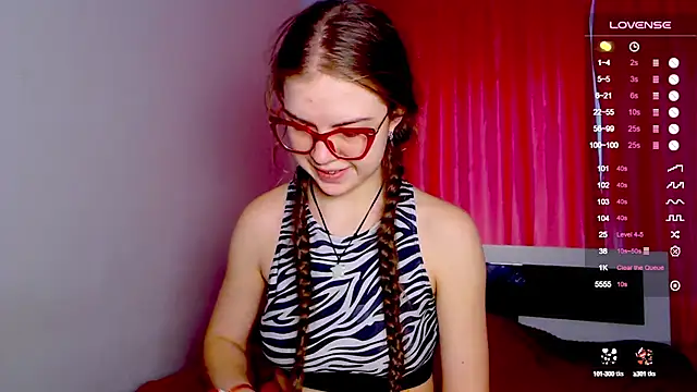 Snapshot of Sarah_HS chatting on 01.15.25 Sarah HS online show from 01.15.25