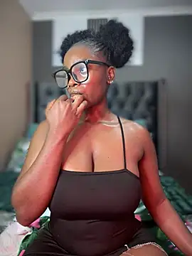 Candy-Heart online show from 03.03.25