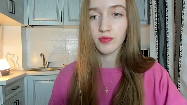 leslie my lovee online show from 11.24.25