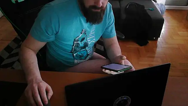 Snapshot of DickStaza chatting on 03.03.25 DickStaza online show from 03.03.25