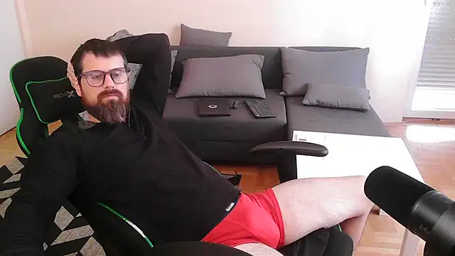 Snapshot of DickStaza chatting on 10.23.25 DickStaza online show from 10.23.25