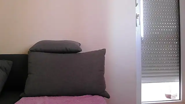 Snapshot of DickStaza chatting on 10.29.25 DickStaza online show from 10.29.25