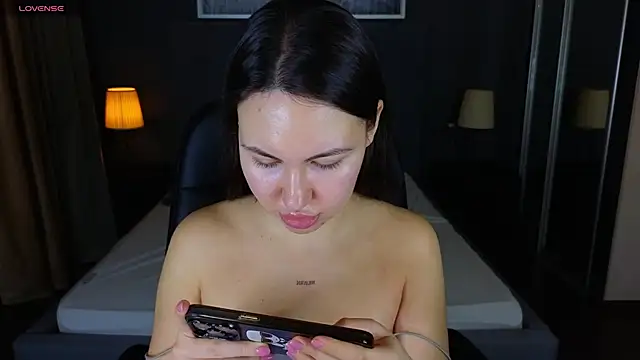 GIGI BENNET online show from 12.14.24