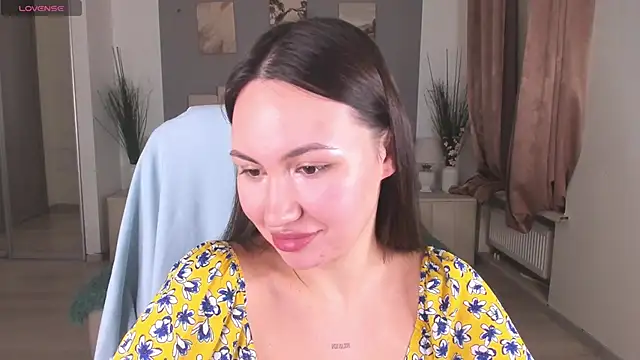 GIGI BENNET online show from 12.15.24