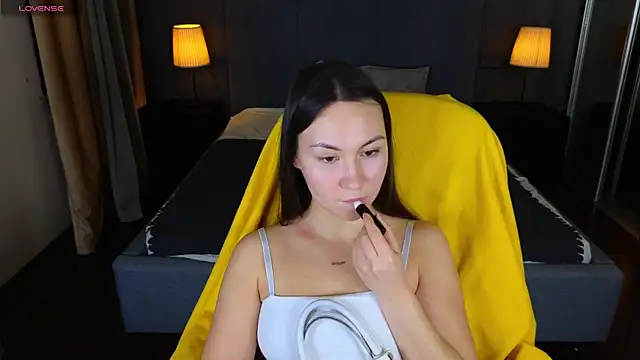 GIGI BENNET online show from 12.22.24