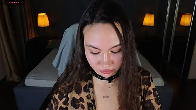 GIGI BENNET online show from 01.23.25