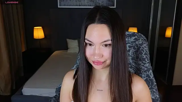 GIGI BENNET online show from 01.30.25