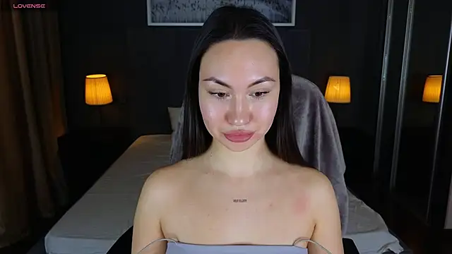 GIGI BENNET online show from 01.31.25