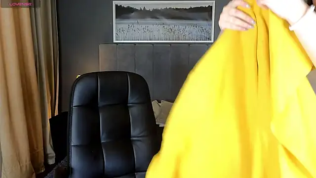 GIGI BENNET online show from 02.24.25