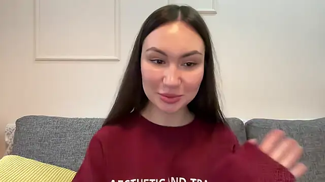 GIGI BENNET online show from 03.05.25