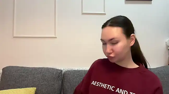 GIGI BENNET online show from 03.06.25