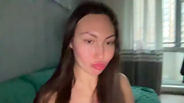 GIGI BENNET online show from 09.16.25