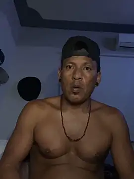 Snapshot of Capxxx chatting on 10.13.25 Capxxx online show from 10.13.25