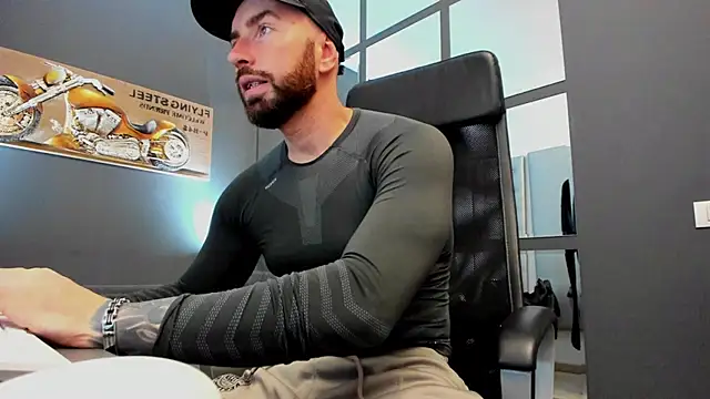 AronGrant online show from 12.05.24