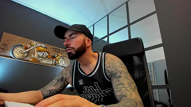 AronGrant online show from 01.06.25