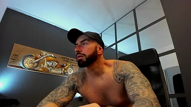 AronGrant online show from 01.08.25