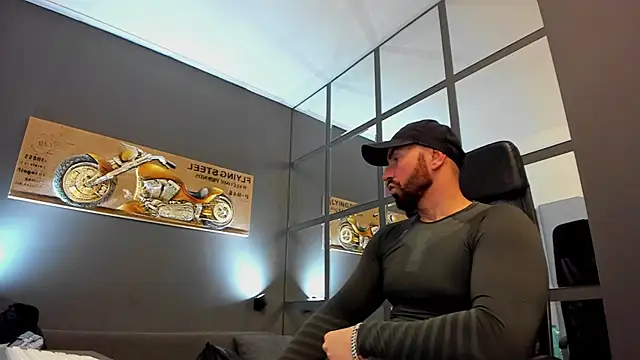 AronGrant online show from 03.10.25