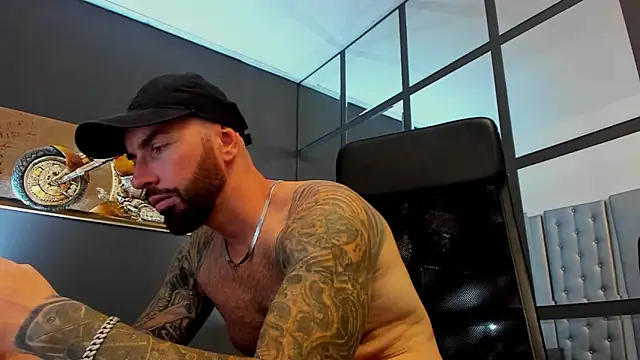 AronGrant online show from 09.10.25