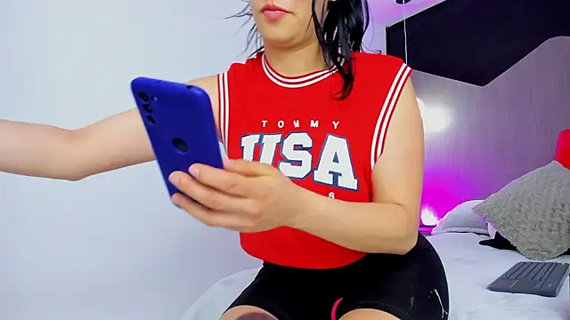 kate evans1 online show from 10.23.25